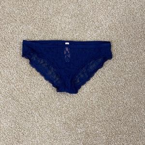 NWOT Victoria’s Secret Navy Lace Bikini Panty